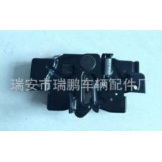 中控門鎖，閉鎖器。馬自達M6，奔騰B50，機蓋鎖