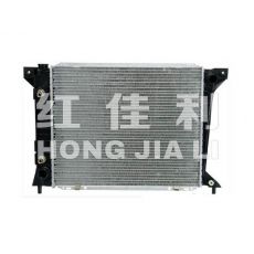 928.106.023.20 汽車散熱器  保時捷(進(jìn)口)